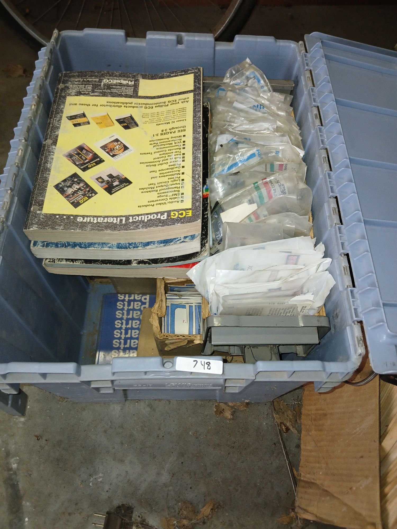 Lot image 1