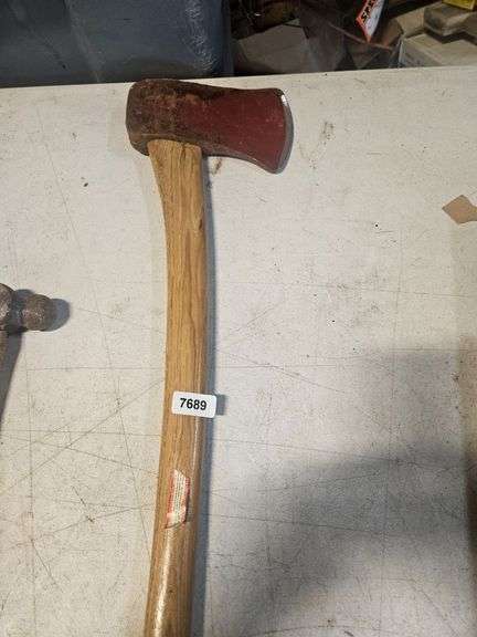 Axe image