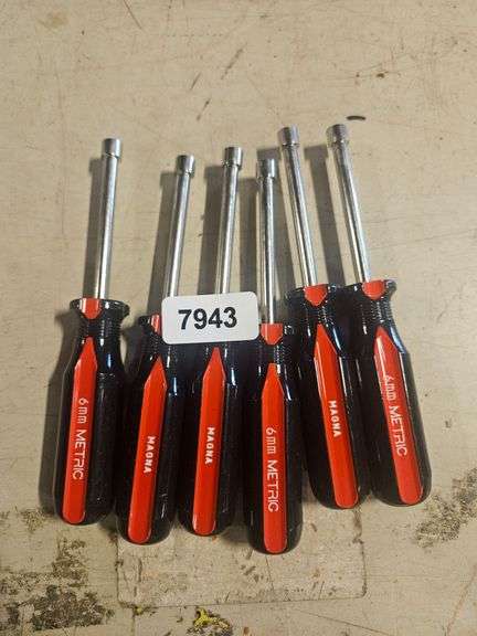 Metric Nut Driver image