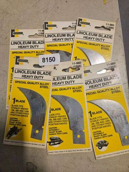 Stanley Linoleum Blade Heavy Duty image