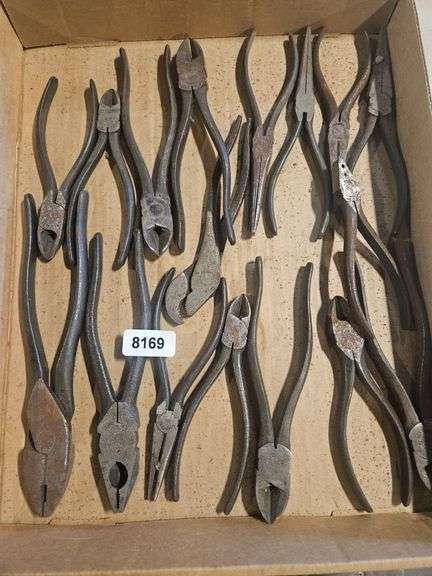 Diagonal Cutters Pliers image
