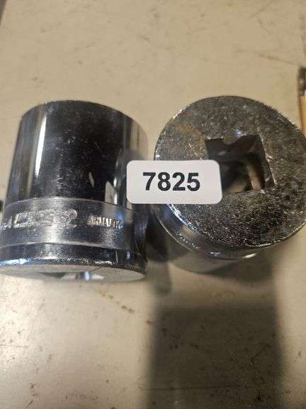 Socket image