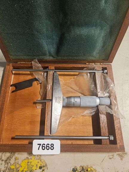 Micrometer image