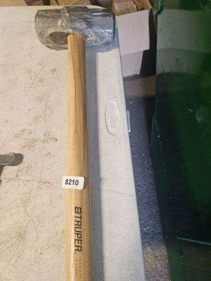 Truper Sledge Hammer image