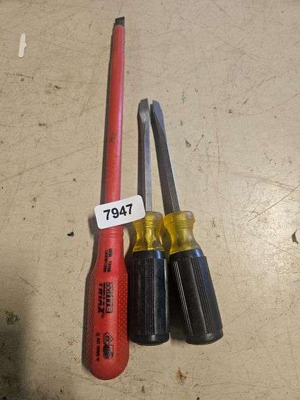 Screwdrivers image