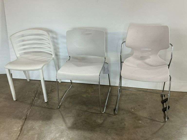 Lot of 3 White Stacking Chairs image