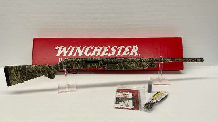 New - Winchester Super X Pump 12 Gauge Shotgun image