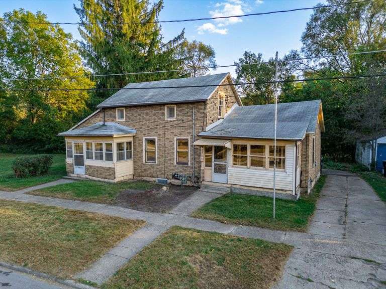 938 St Paul Avenue, Beloit, WI 53511 image