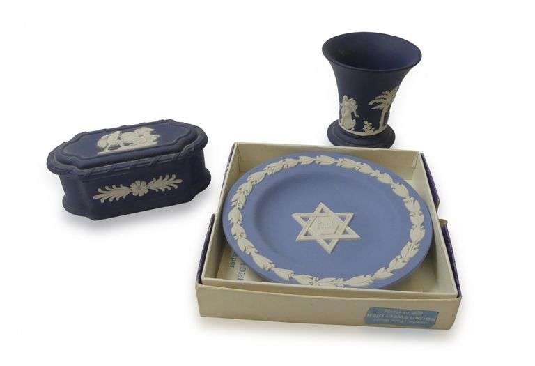 Wedgwood Jasperware Box, Dish, and Vase image