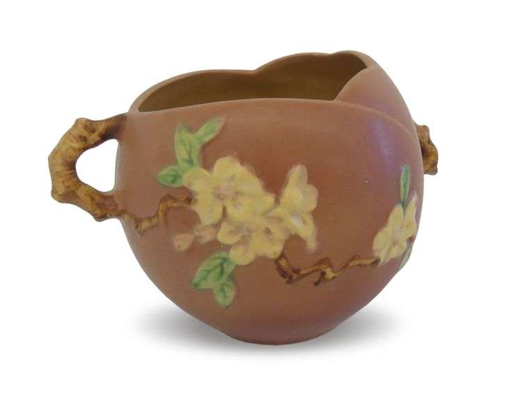 Roseville Snowberry Vase image