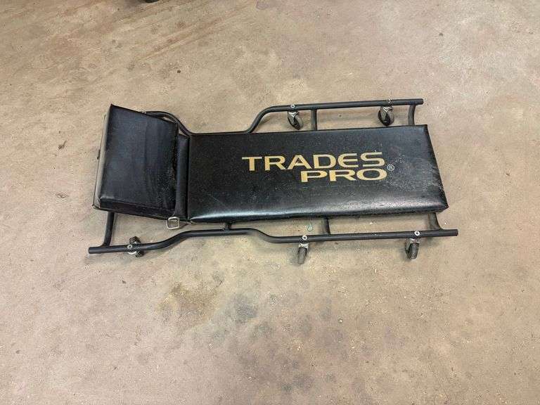 Trades Pro Mechanic's Creeper ... 9 x 41 x 19 in. image