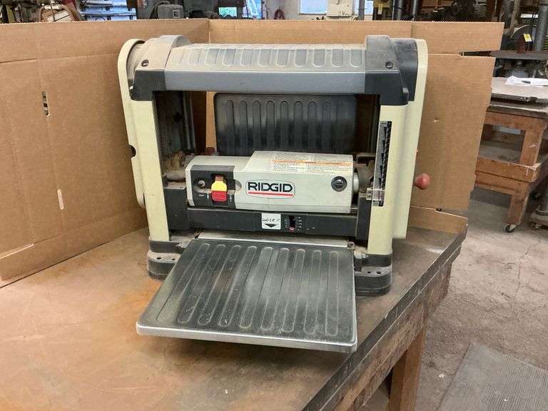 RIDGID TP1300LS 13 in. Thickness Planer image