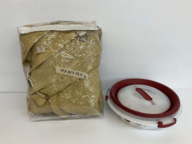 Collapsible Deviled Egg Carrier and Corner Sunshade image