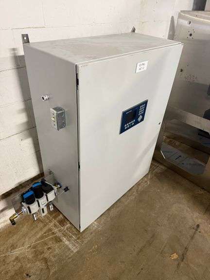 Budzar Industries Water Chiller Unit & Assorted Metal Components image