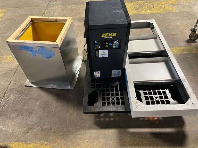 ZEKS Compressed Air Solutions HTB015A10 Air Dryer image