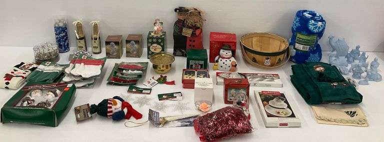 Holiday Home Decor Lot: Snowman Theme & Winter Decor... see description and photos image