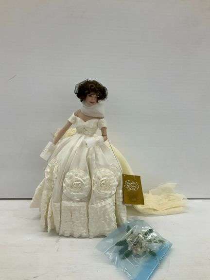 Franklin Heirloom Porcelain Bride Doll image