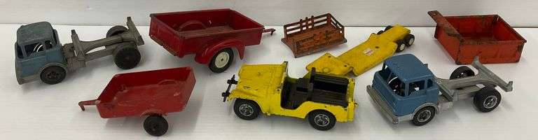 Vintage Metal Toy Vehicles and Trailers Lot Including Hubley image