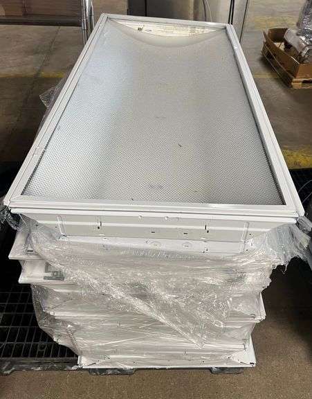Pallet of Eaton Recessed LED Lights ... 48 x 24 in. image