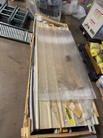 Smokers Shelter ... needs to be assembled image