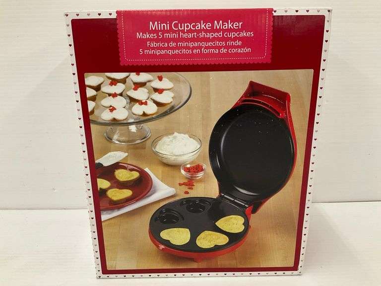 New Heart Shaped Mini Cupcake Maker image