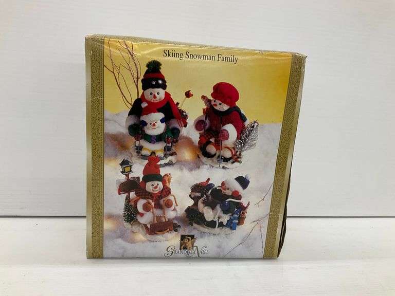 New Grandeur Noel Skiing Snowman Family Figures image