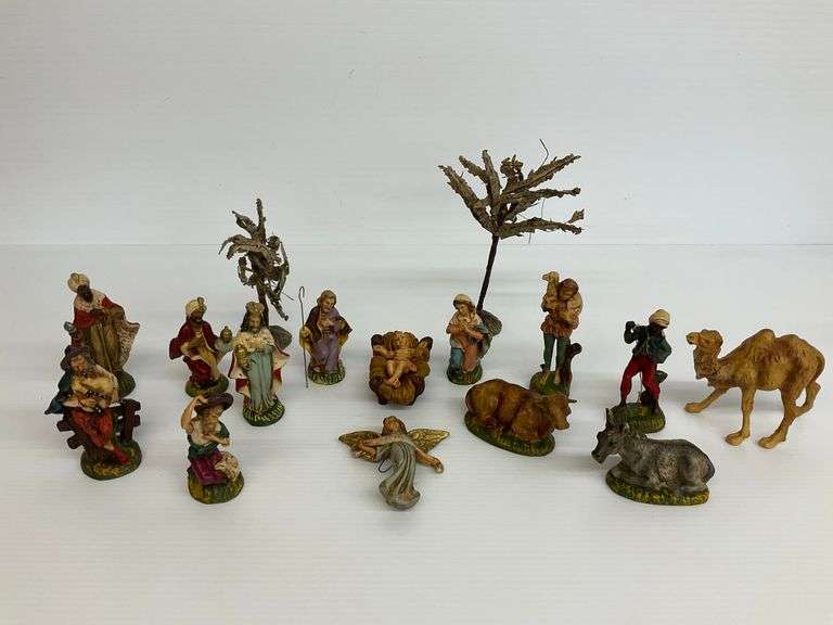 Vintage Italian Nativity Scene Set image