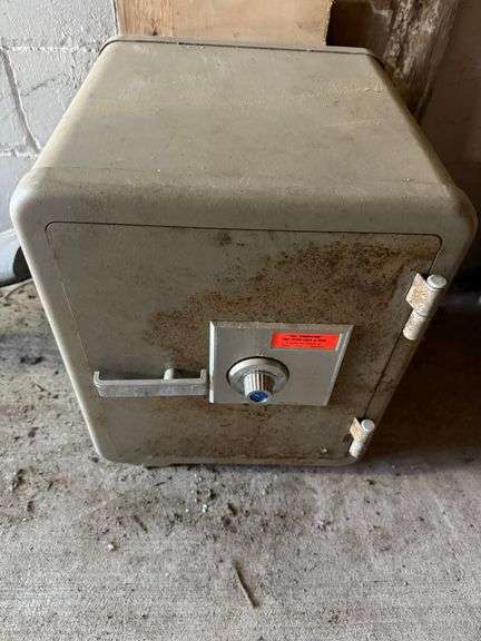 All American Fire Tested Safe ... 24 x 16 x 16 in. ... See Description image