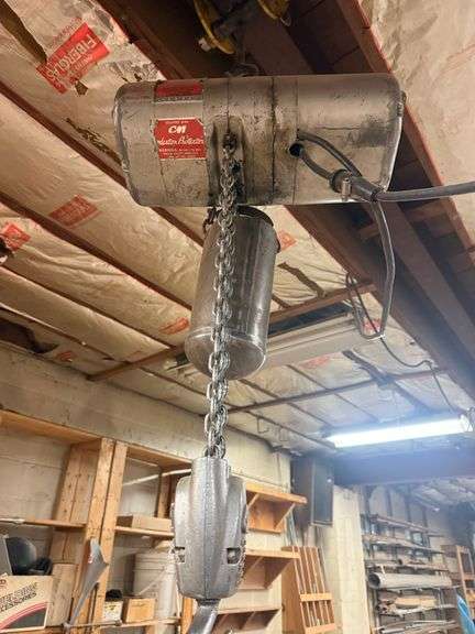 CM Lodestar 1 Ton Electric Chain Hoist image
