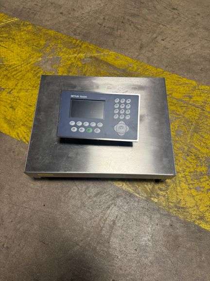 Mettler Toledo High Precision Bench Platform Scale & Display Panel ... No Cord image