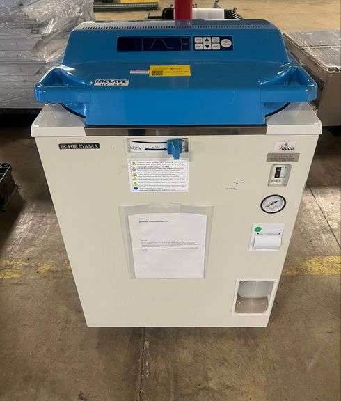 Hirayama Hiclave HV-85 Autoclave ... 40 x 25 x 25 in. image
