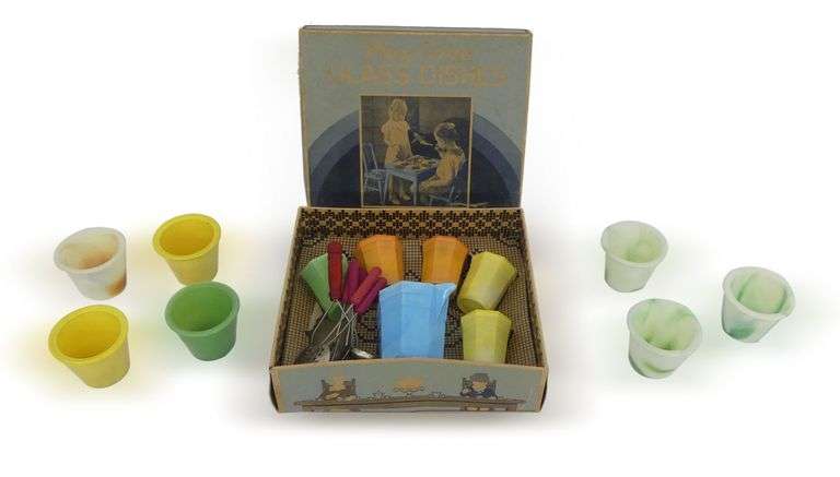 The Akro Agate Co. Miniature Glass Dishes Play Set with Original Box image