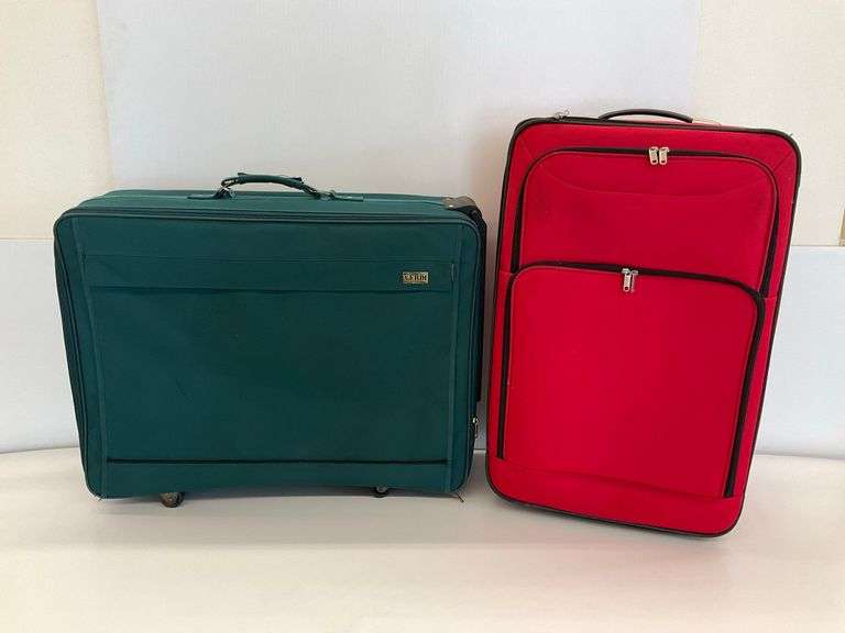 Verdi and London Fog Suitcases image