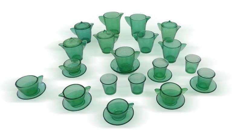 Akro Agate Green Glass Children's Tea Set image