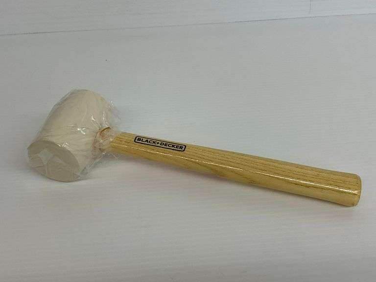 New Black & Decker 16 oz. Rubber Mallet image