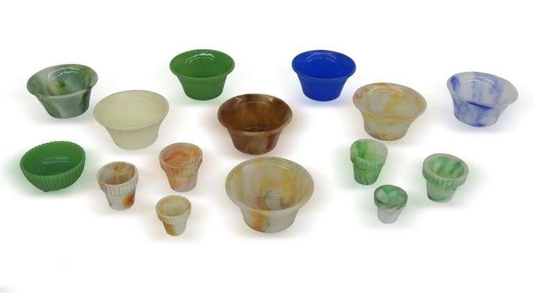 Fifteen Vintage Bowls Including Uranium Glass image