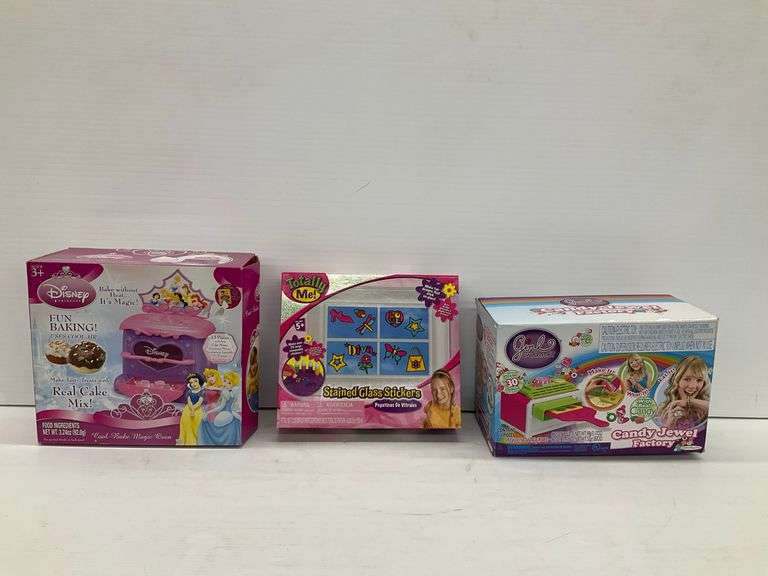 Disney Princess Cool-Bake Magic Oven and Girl Gourmet Candy Jewel Factory Sets image