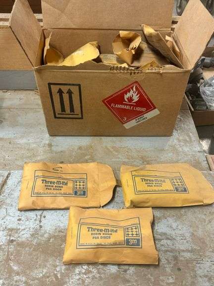 Box of 3M Three-M-ite Resin Bond PSA Discs image