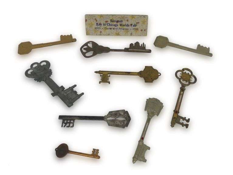 Souvenir Keys to Century of Progress Chicago World's Fair ... One with Original Box image