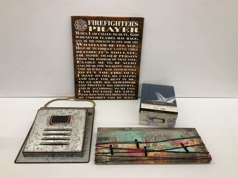 Assorted Wall Decor and Memory Box image