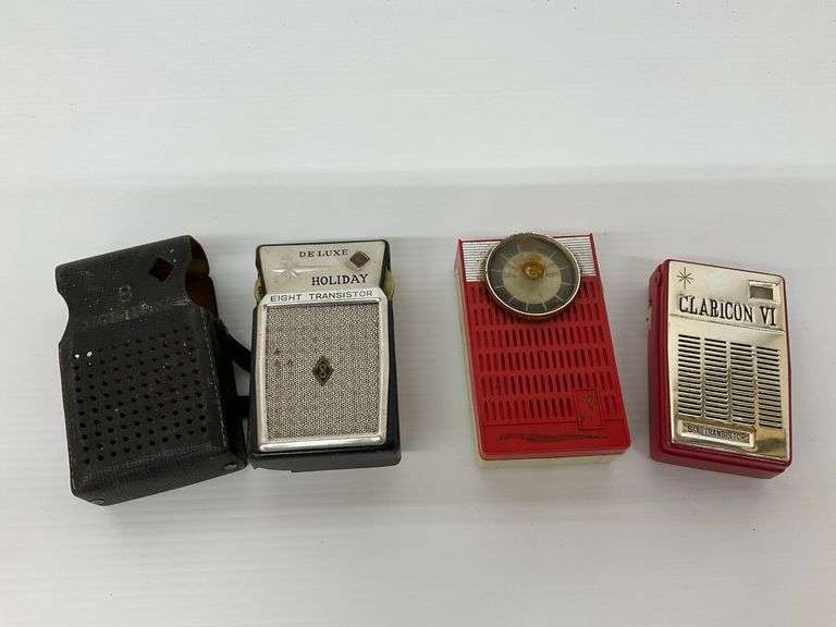 Four Transistor Pocket Radios: Holiday, Claricon VI and More image