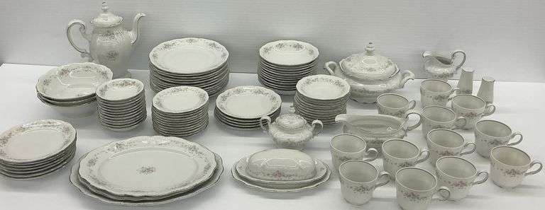 Johann Haviland Bavaria Germany Floral Dinnerware Set - 90+ Pieces image