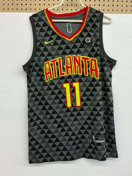 Trae Young Atlanta Hawks Jersey Number 11 Size 50 image