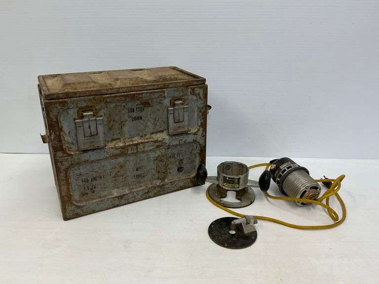 Stanley Router with Case image