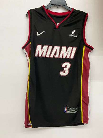 Dwyane Wade NBA Miami Heat Jersey Size Large image