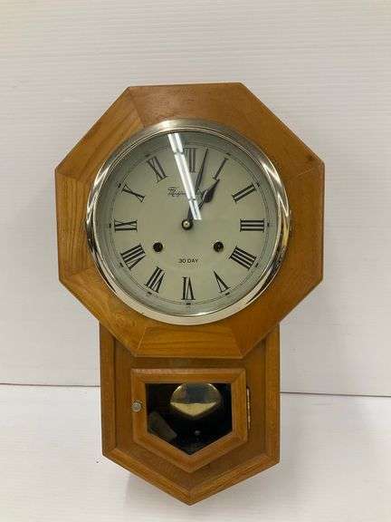 Montgomery Ward Co. 30 Day Wall Clock, no key image