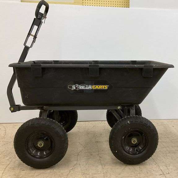 Gorilla Carts Heavy-Duty Poly Yard Cart image