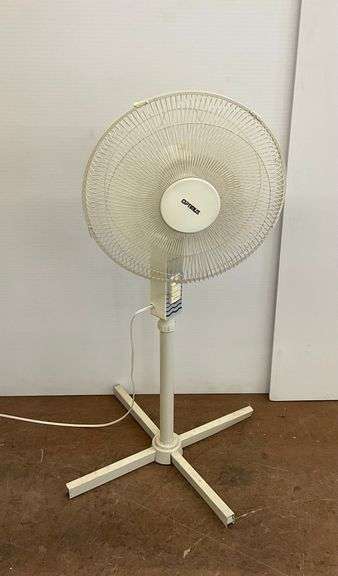 Optimus Electric Pedestal Fan... works image