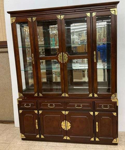 MCM Bernhardt Chin Hua China Cabinet with Glass Doors & Storage image