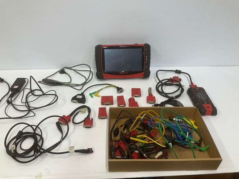 Snap-on Verus Pro Diagnostic Scan Tool Kit with Cables and Adapters image